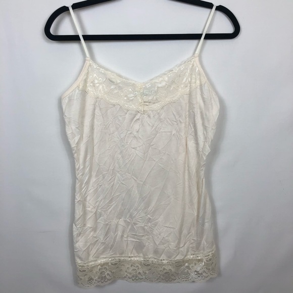 Maurices Tops - Maurices Solid Lace Crinkle Cami